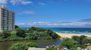 Colonial Sands